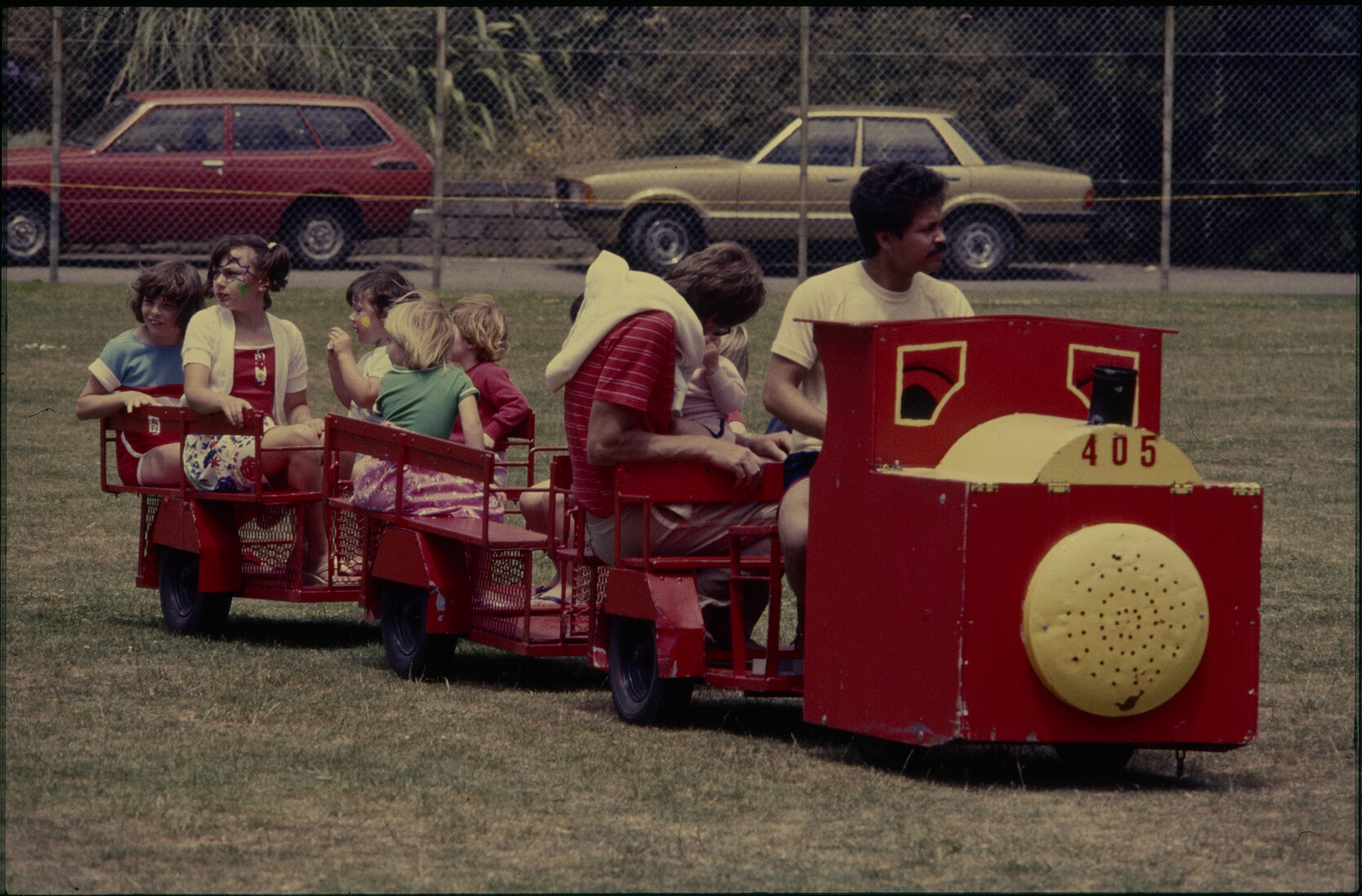 Summer City, train rides