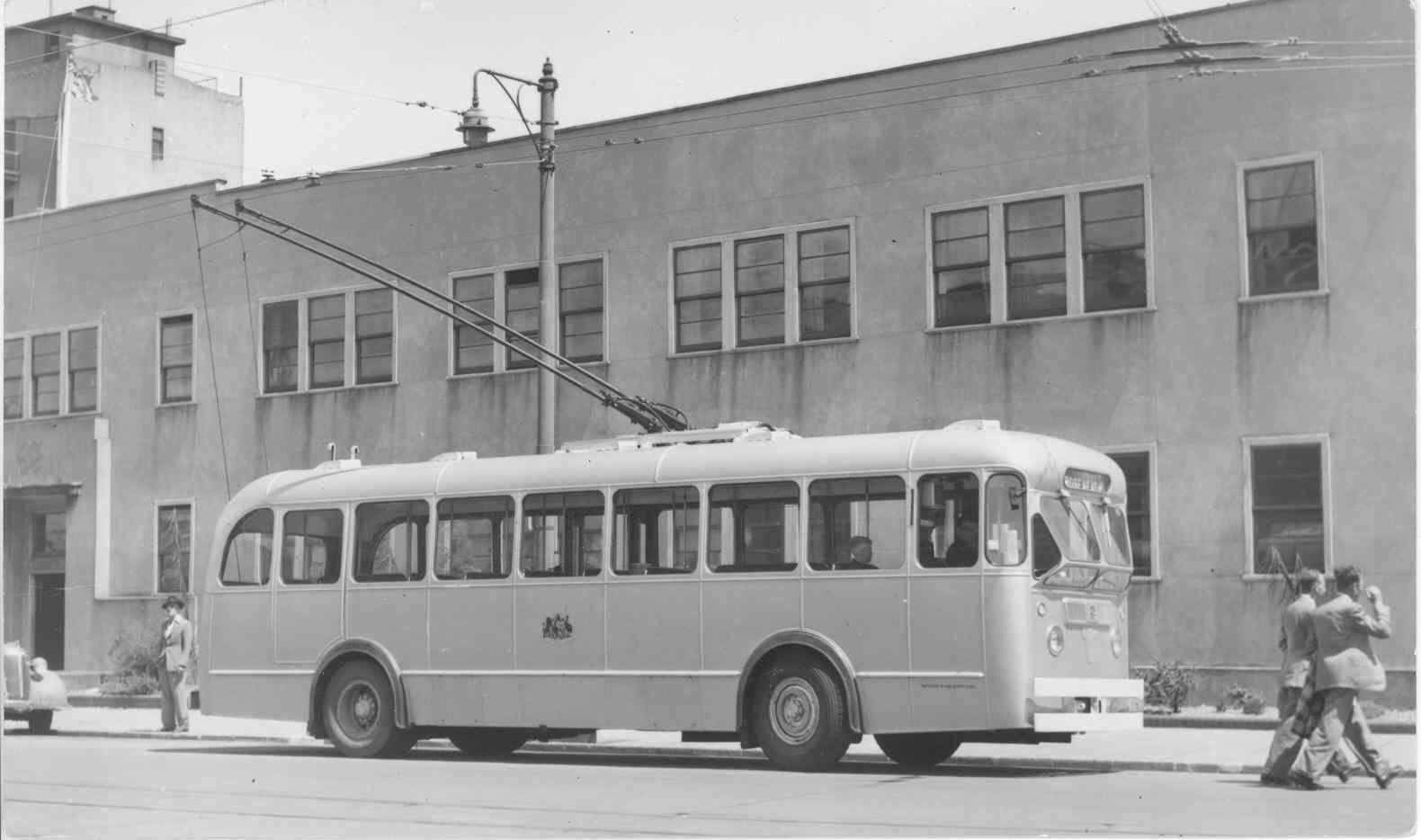 Trolley Bus in Bunny Street