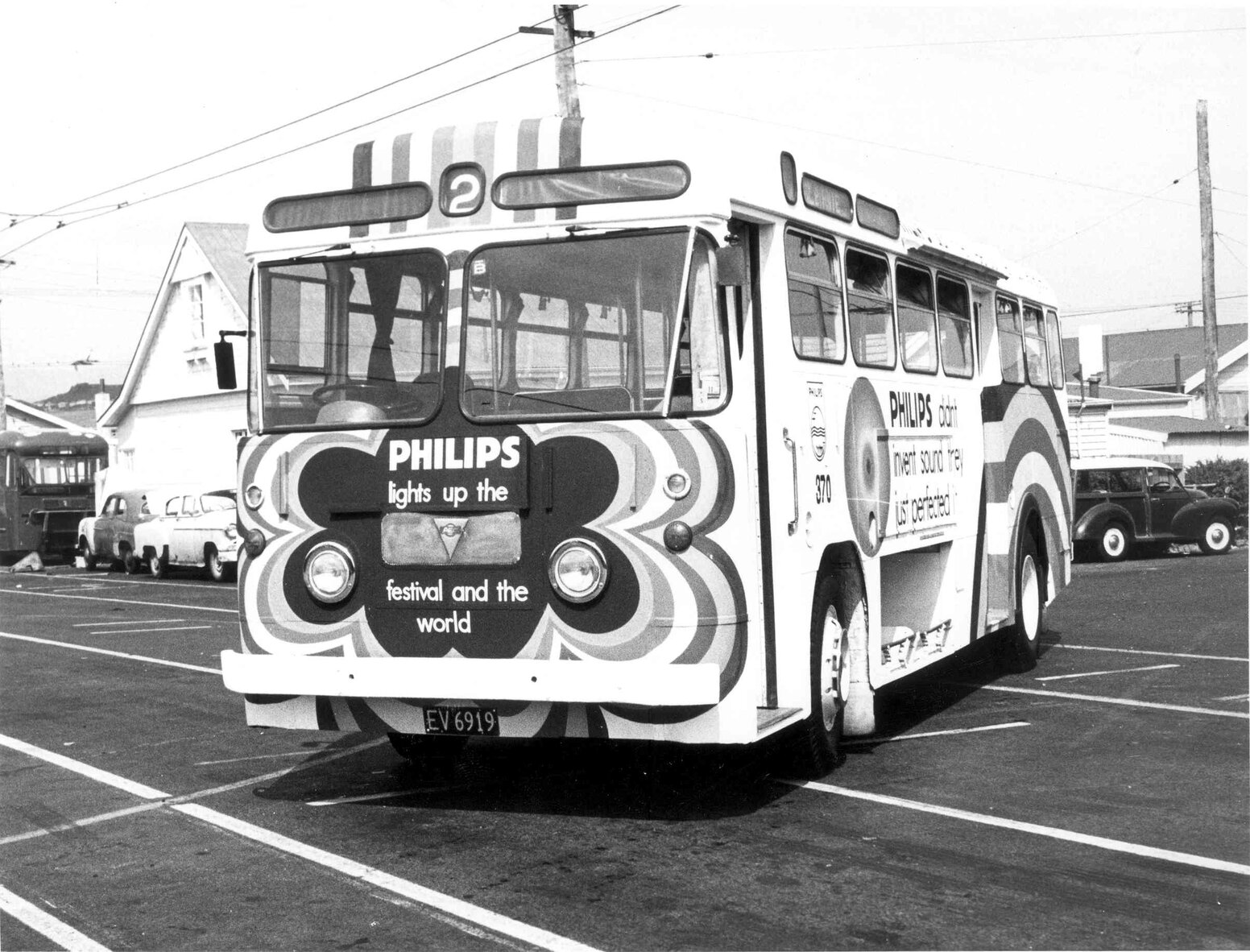 Bus with Philips TV advertisment painted on