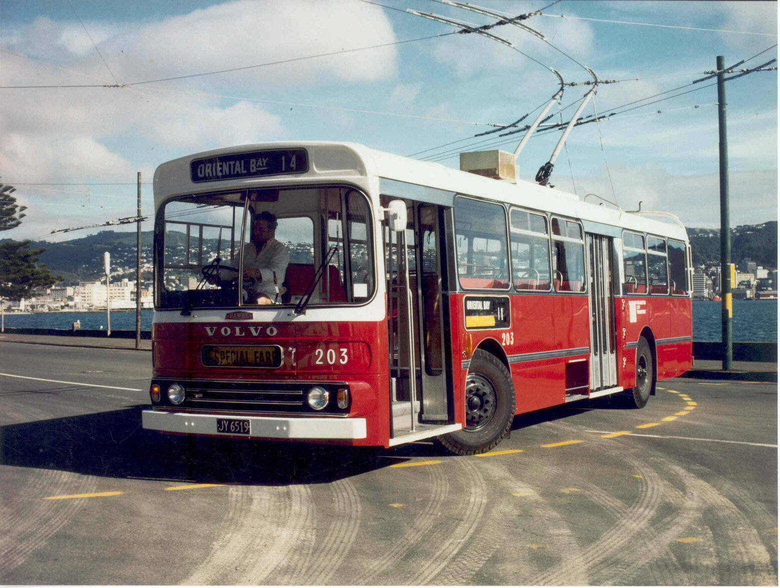 Volvo Trolley Bus at Oriental Bay