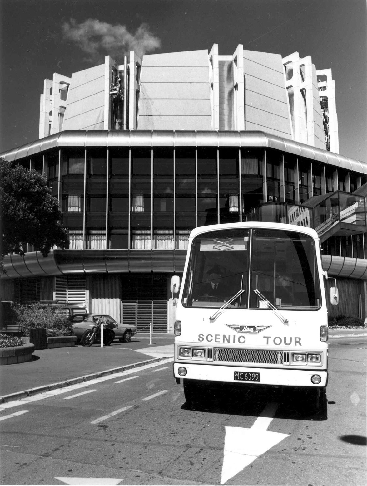 Scenic Tour Bus outside the Michael Fowler Centre