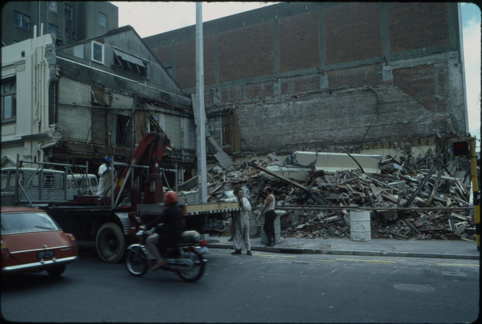 Cuba Mall, demolition of Evans's and Hope Brothers buildings