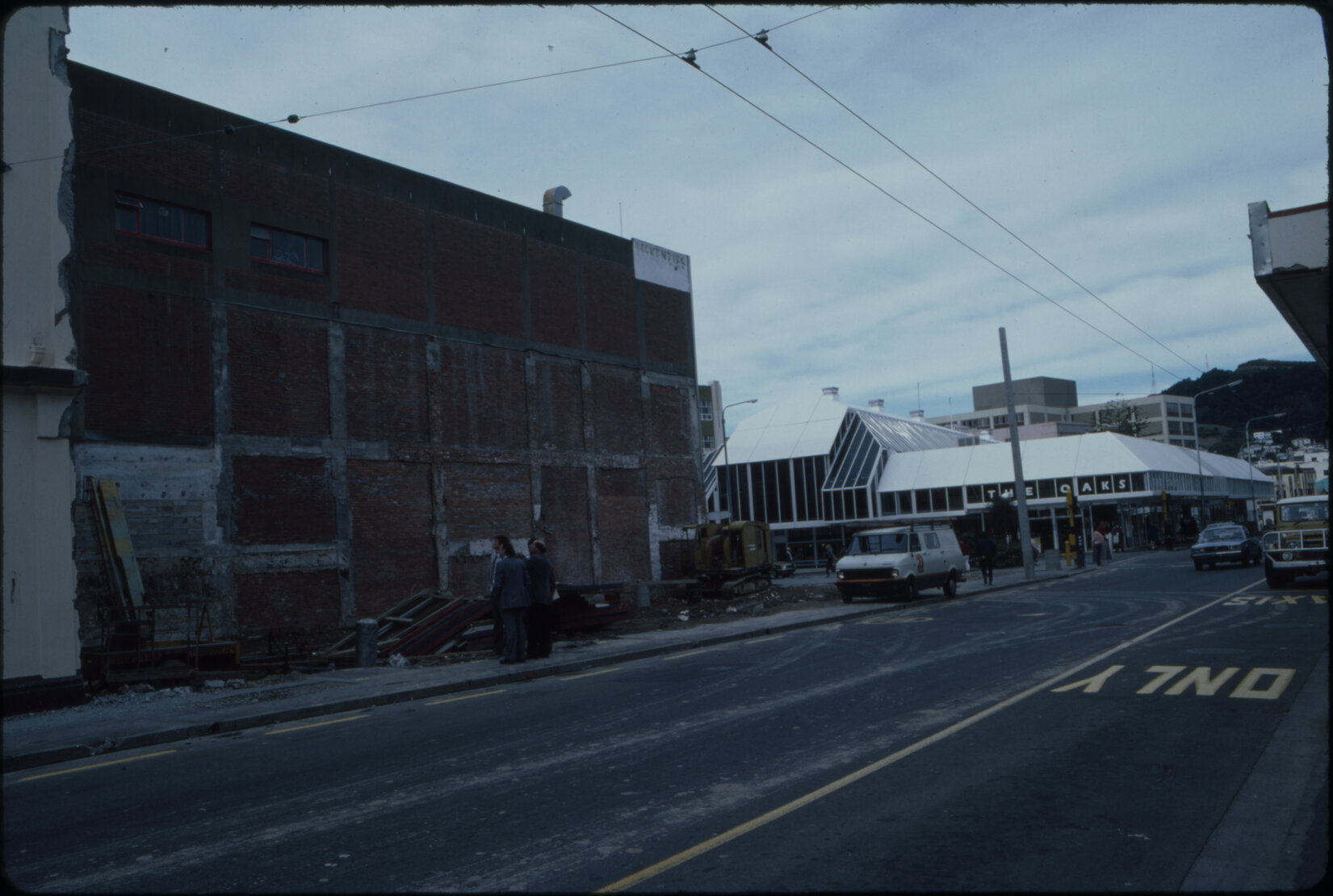 Cuba Mall, demolition of Evans's and Hope Brothers buildings