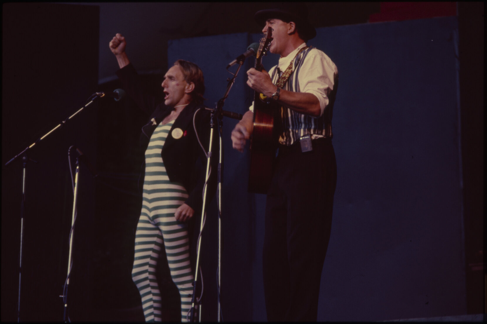 Summer City - Hot Caf&eacute; with a Little Percolation / Human Jukebox