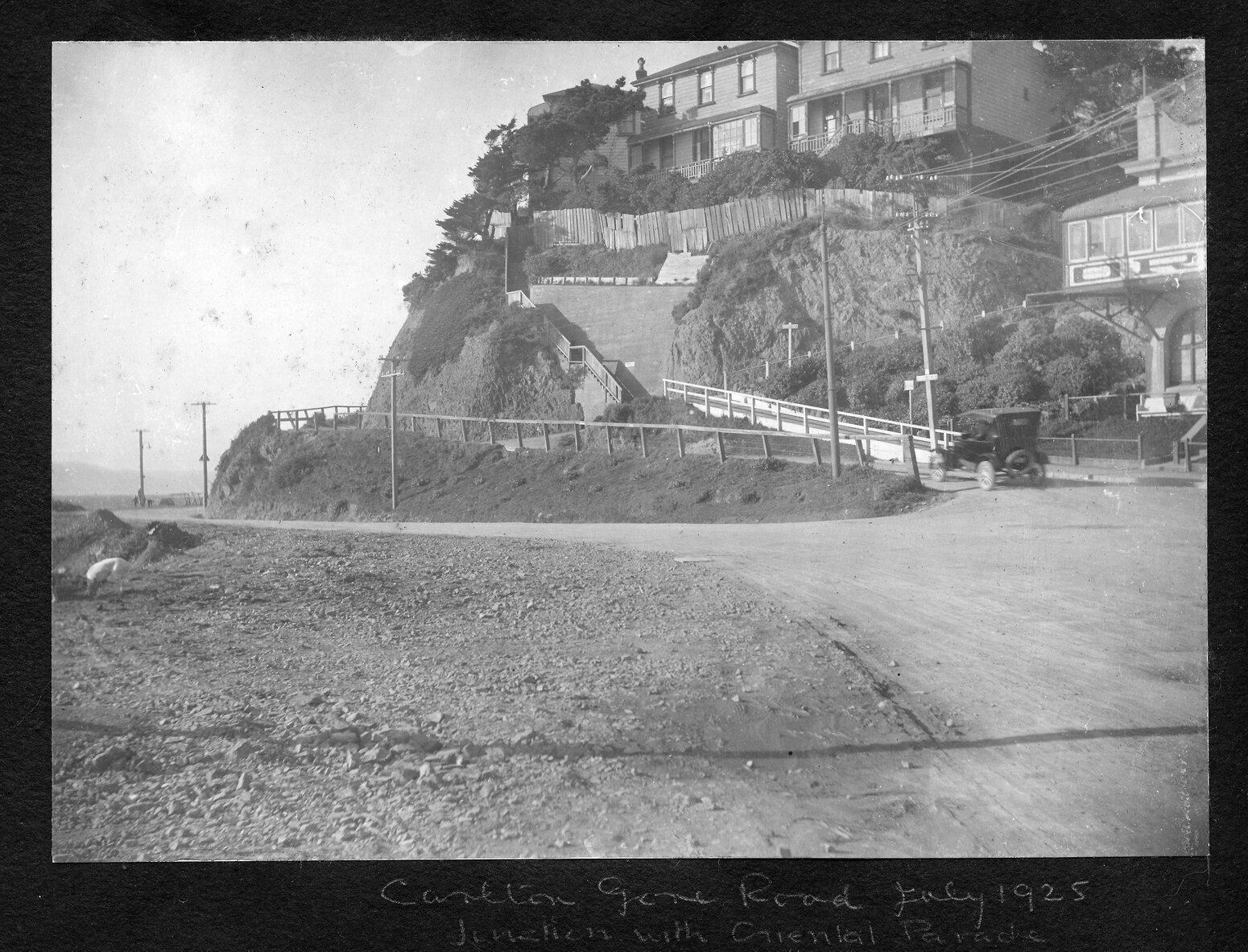 Intersection with Oriental Parade.
