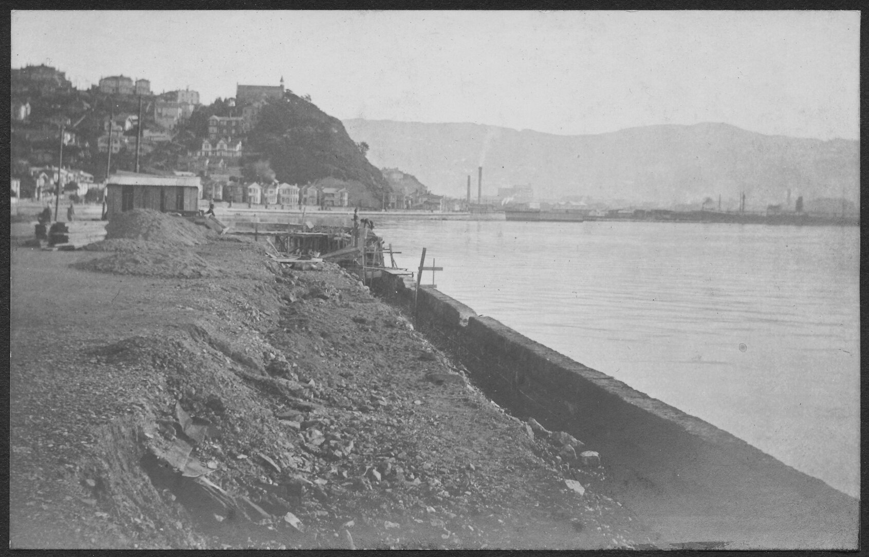 Construction of seawall, looking towards Te Aro.