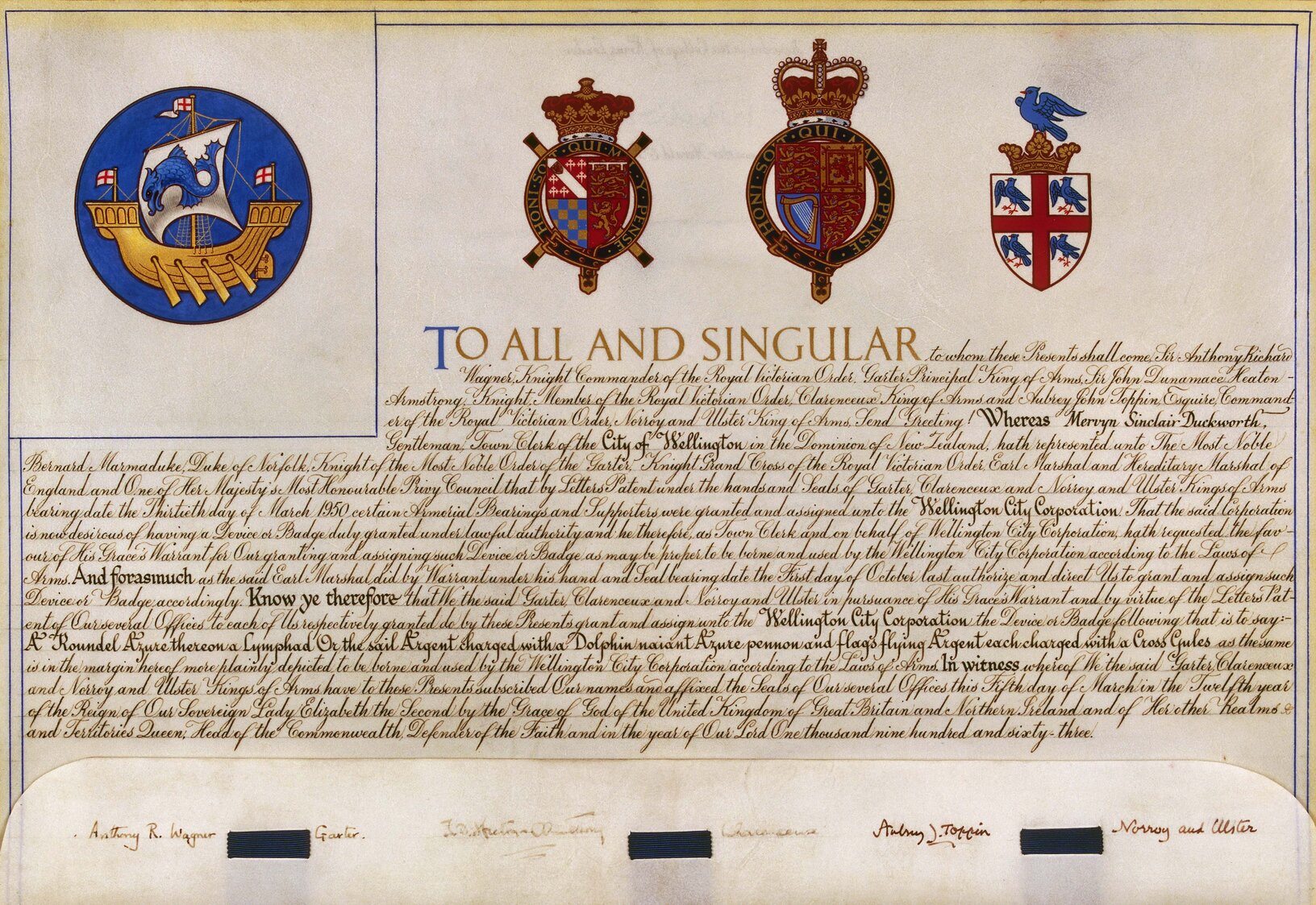 Letters patent granting use of roundel