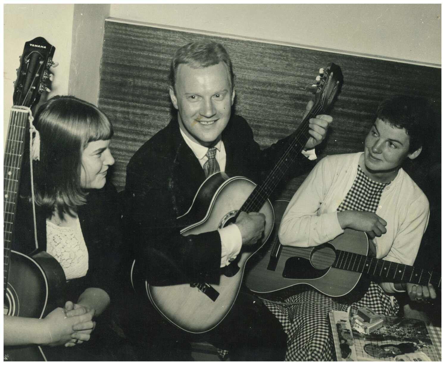William Clauson, Dinah Priestley and unidentified female musician
