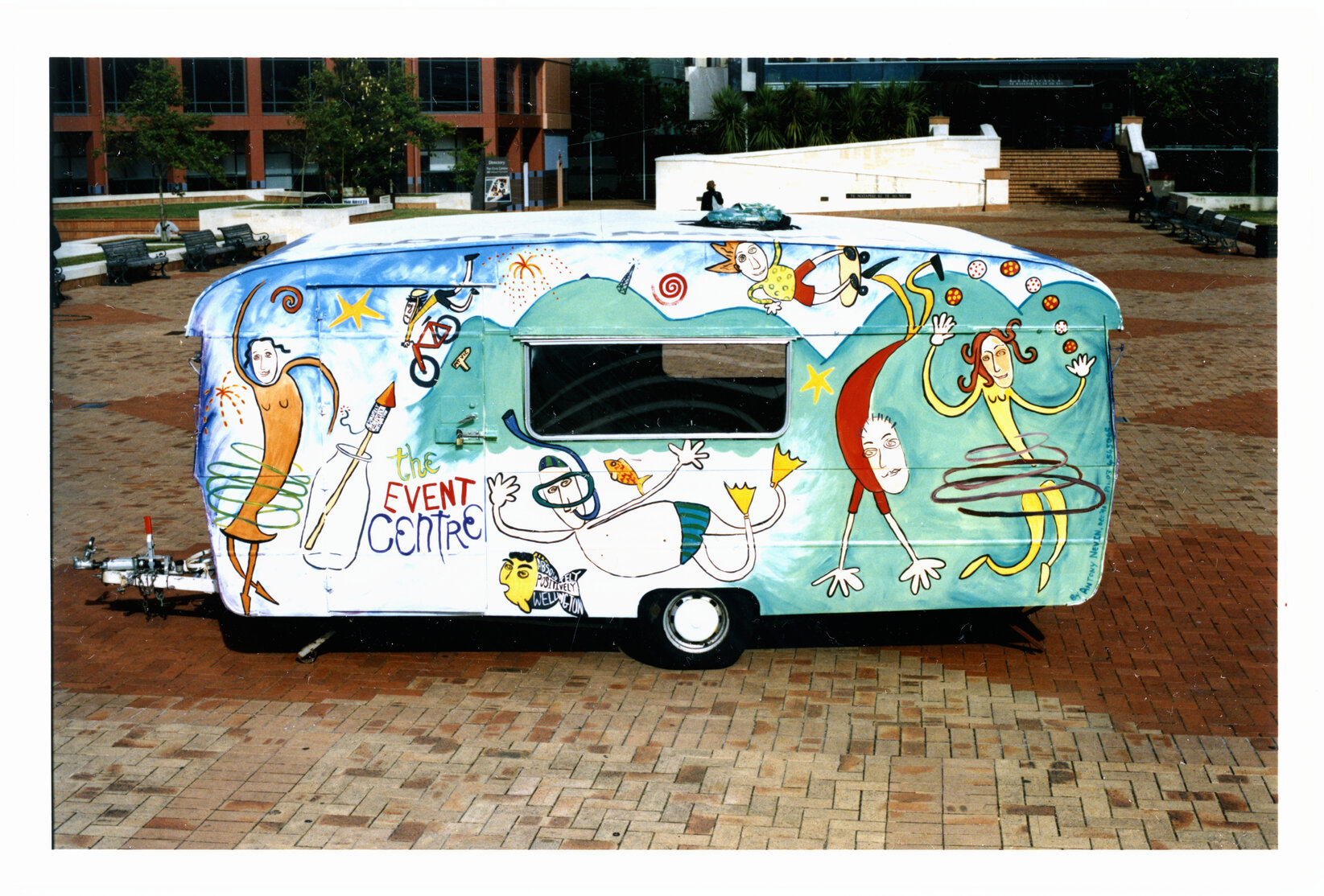 Summer City, Caravan in Civic Square