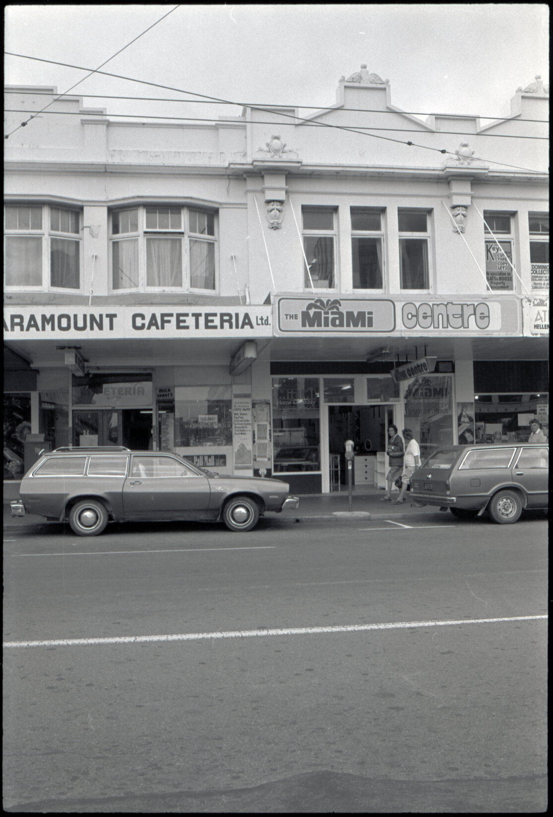 Cambridge Terrace, Kent Terrace, Courtenay Place: building facades for eyebolt placement