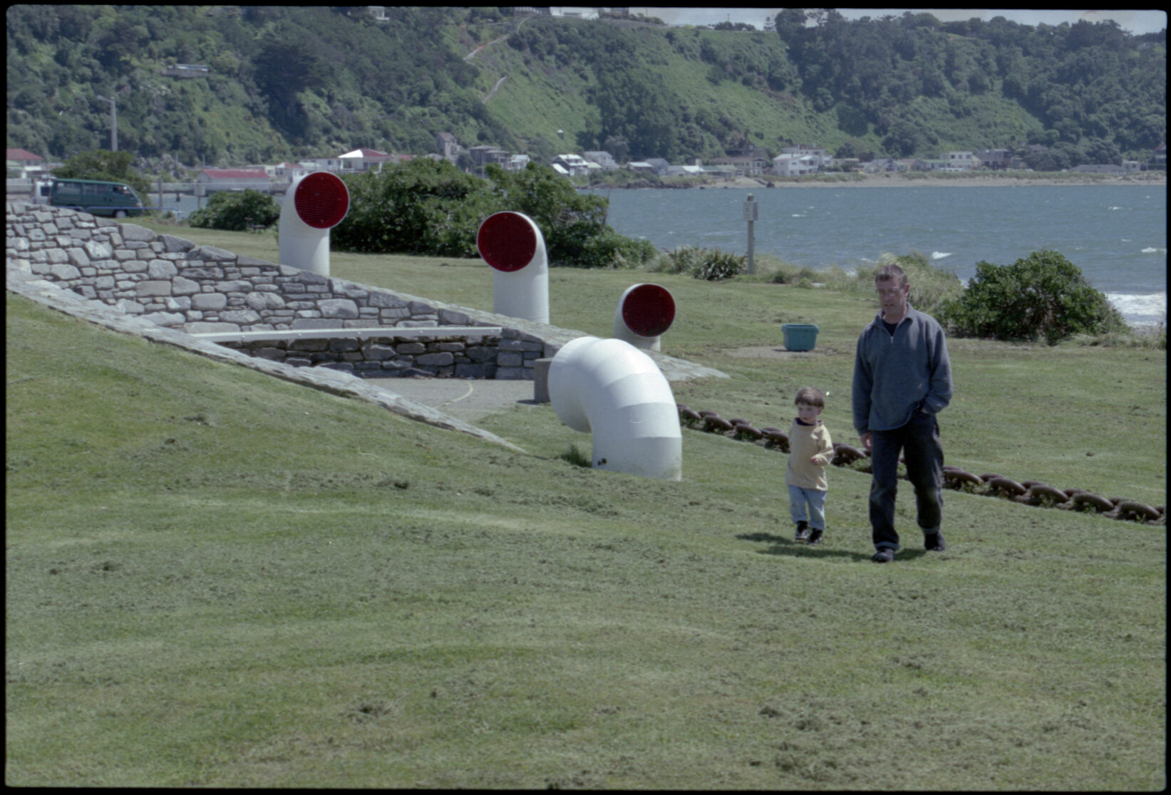 Monuments, Memorials, Wahine