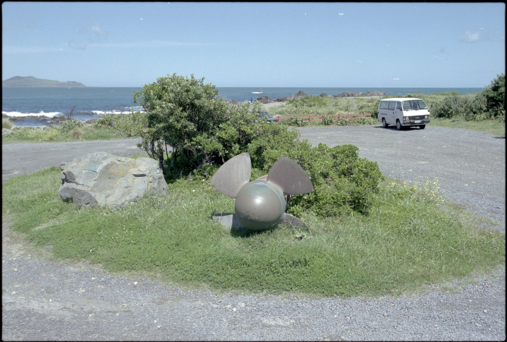 Monuments, Memorials, Wahine