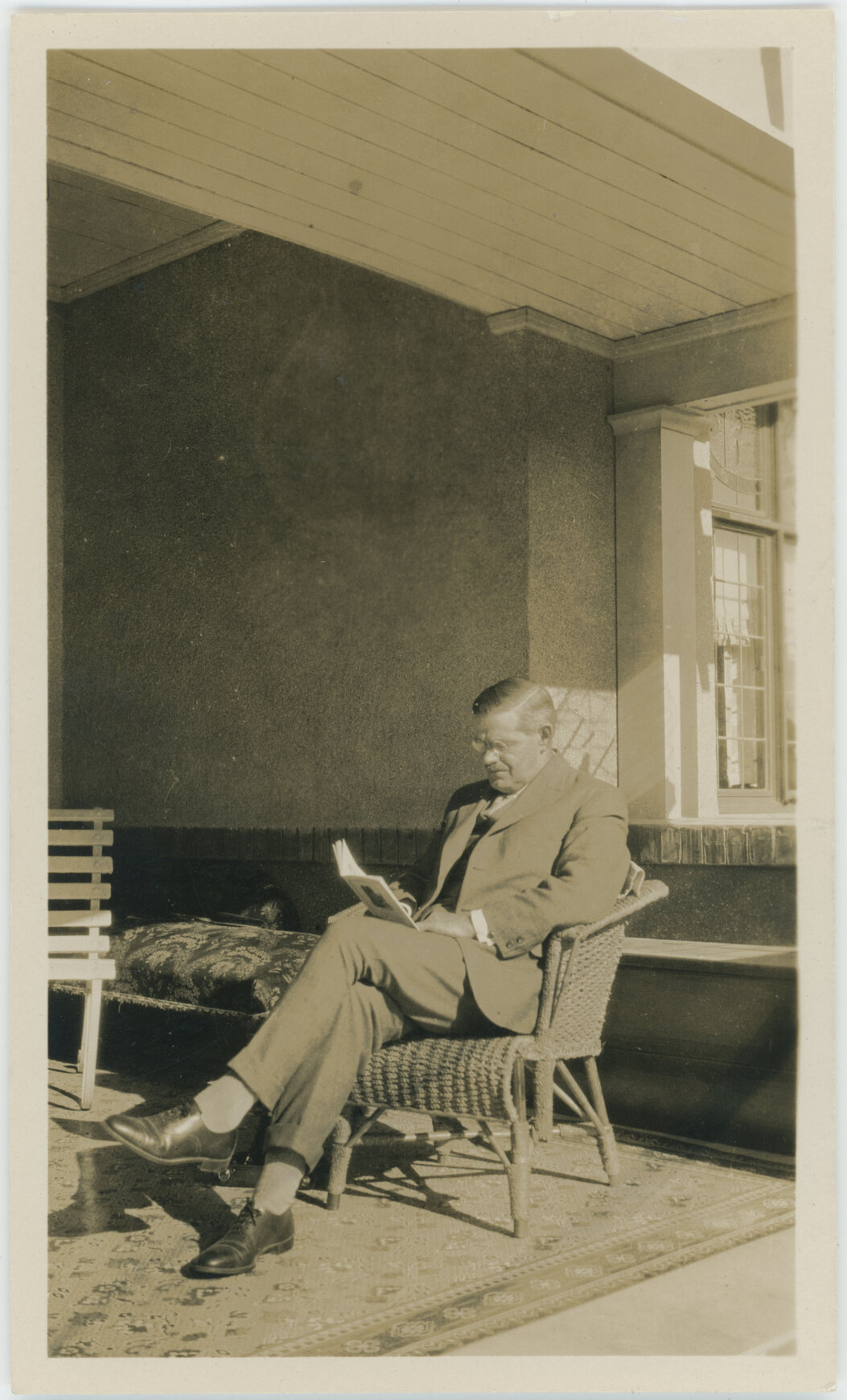 Edmund Anscombe outside Cintra house in Dunedin