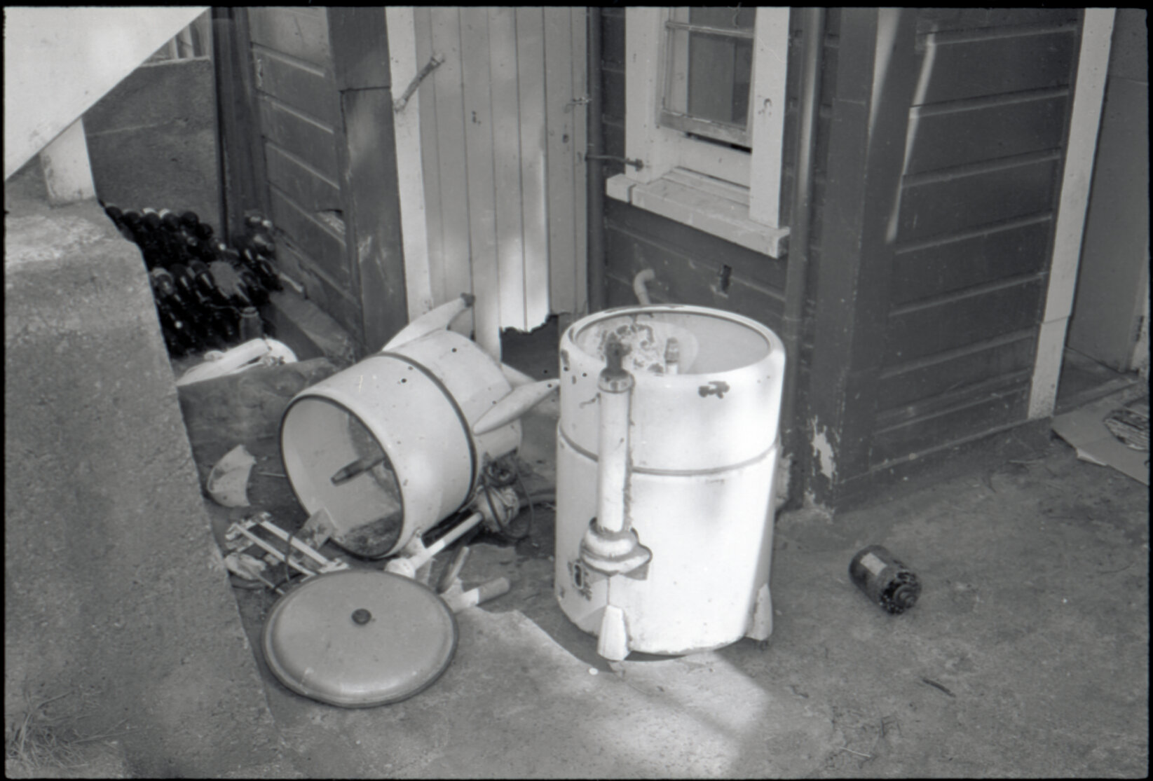 69-77 Aro Street, inside and outside