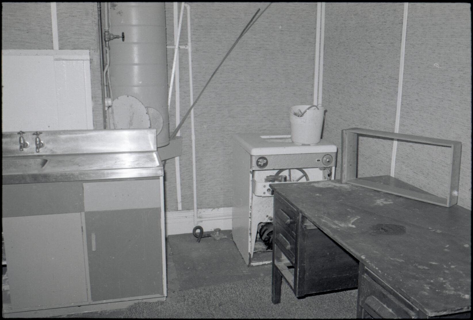 69-77 Aro Street, inside and outside