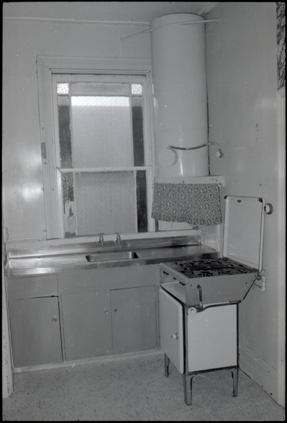 69-77 Aro Street, inside and outside