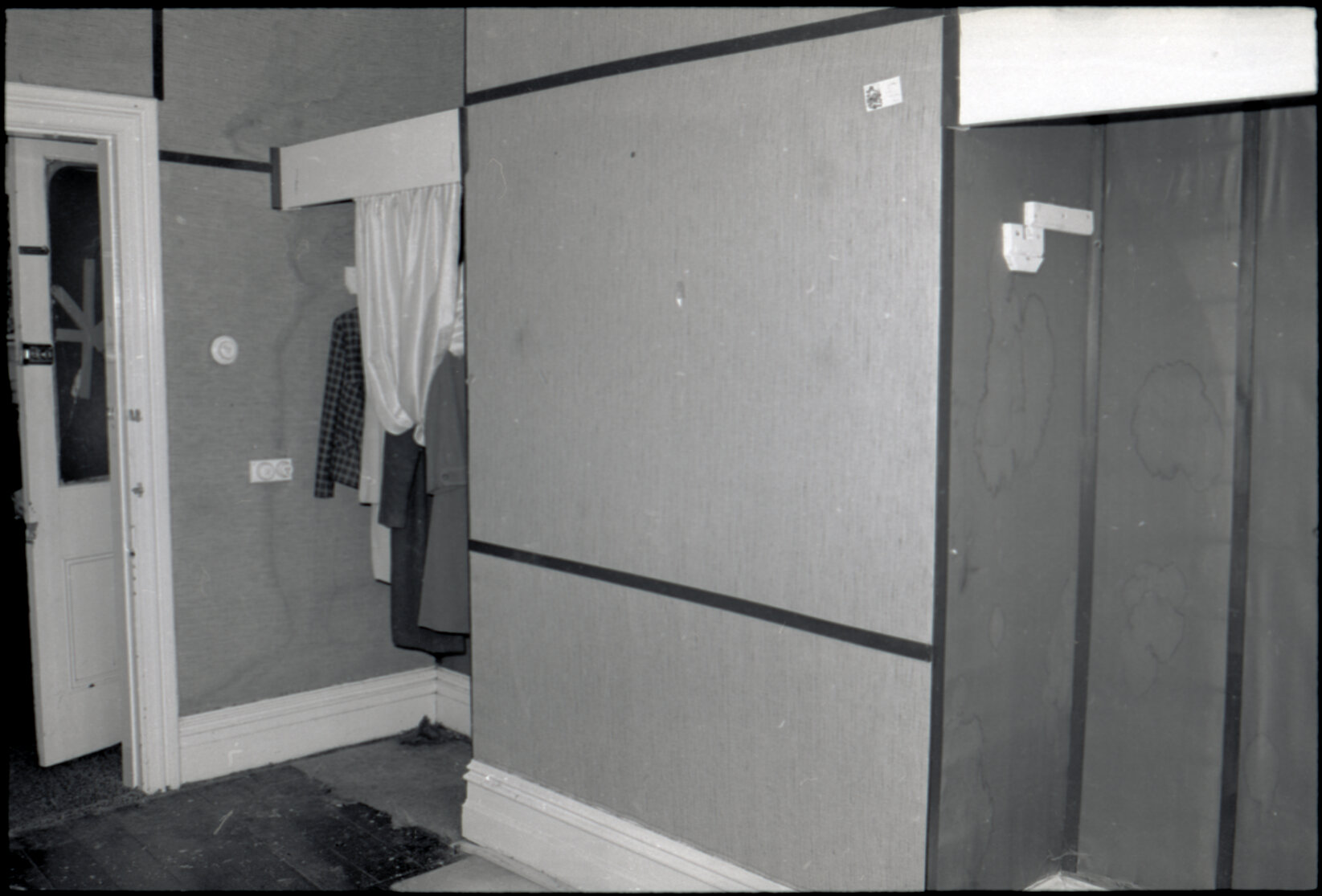 69-77 Aro Street, inside and outside