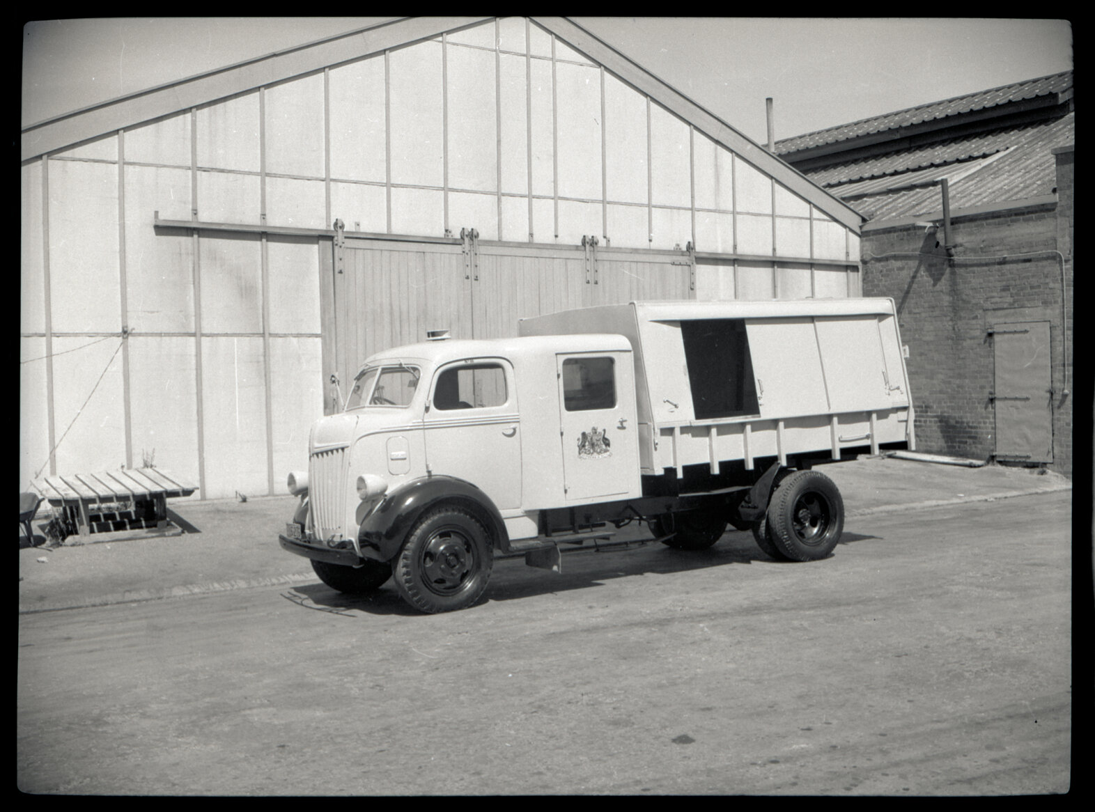 Various rubbish themed images