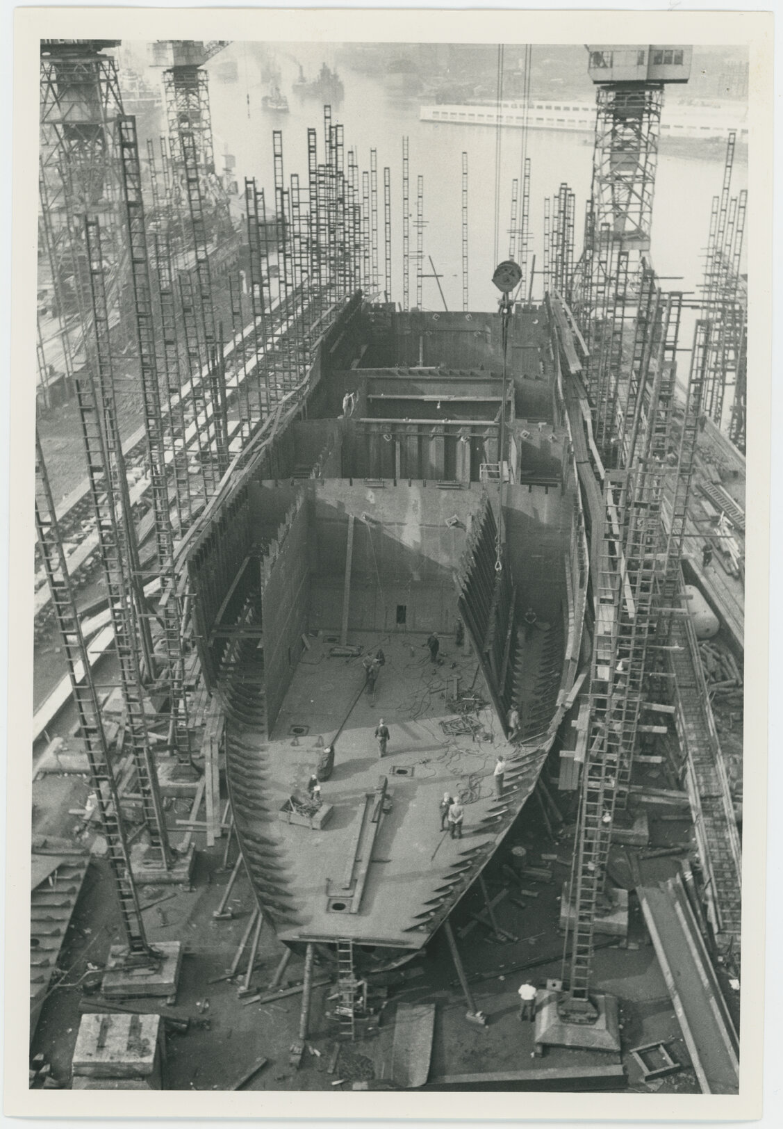 MV Risdon under construction