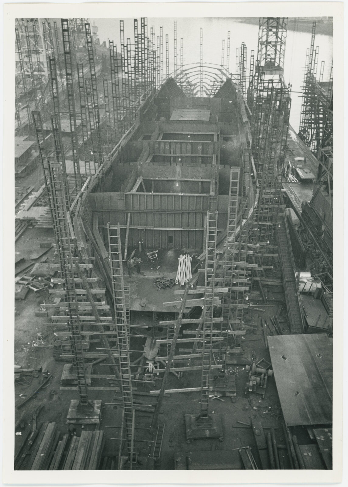 MV Risdon under construction