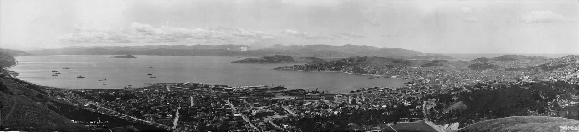 Panorama of Wellington, from Wireless Station