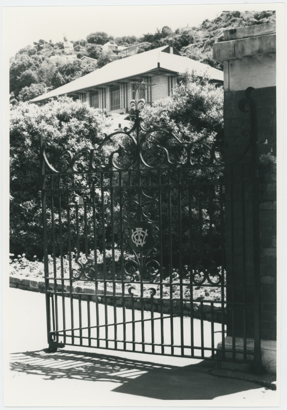 Gate, Botanical Gardens, Glenmore Street
