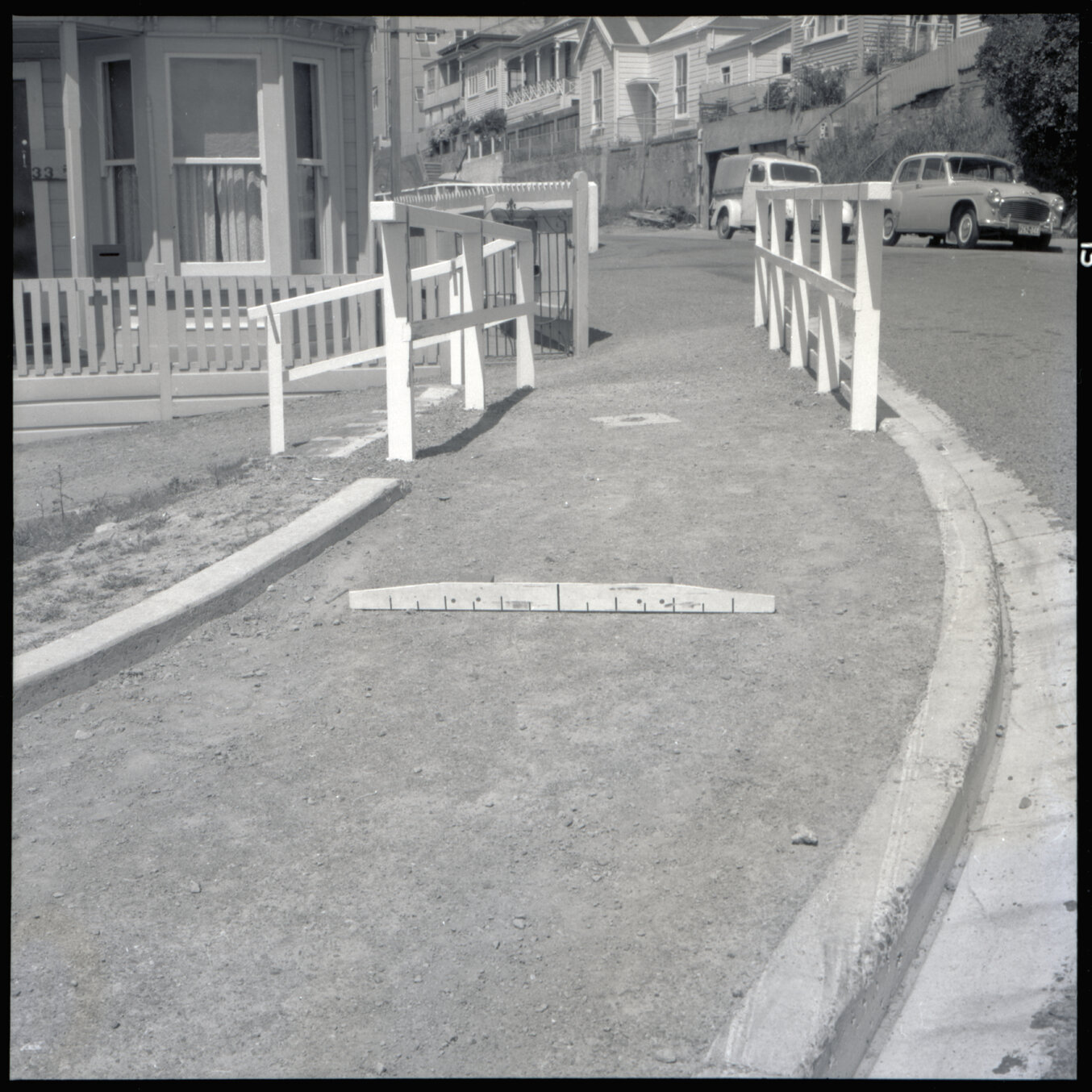 e. Streetscape, Hanson Street