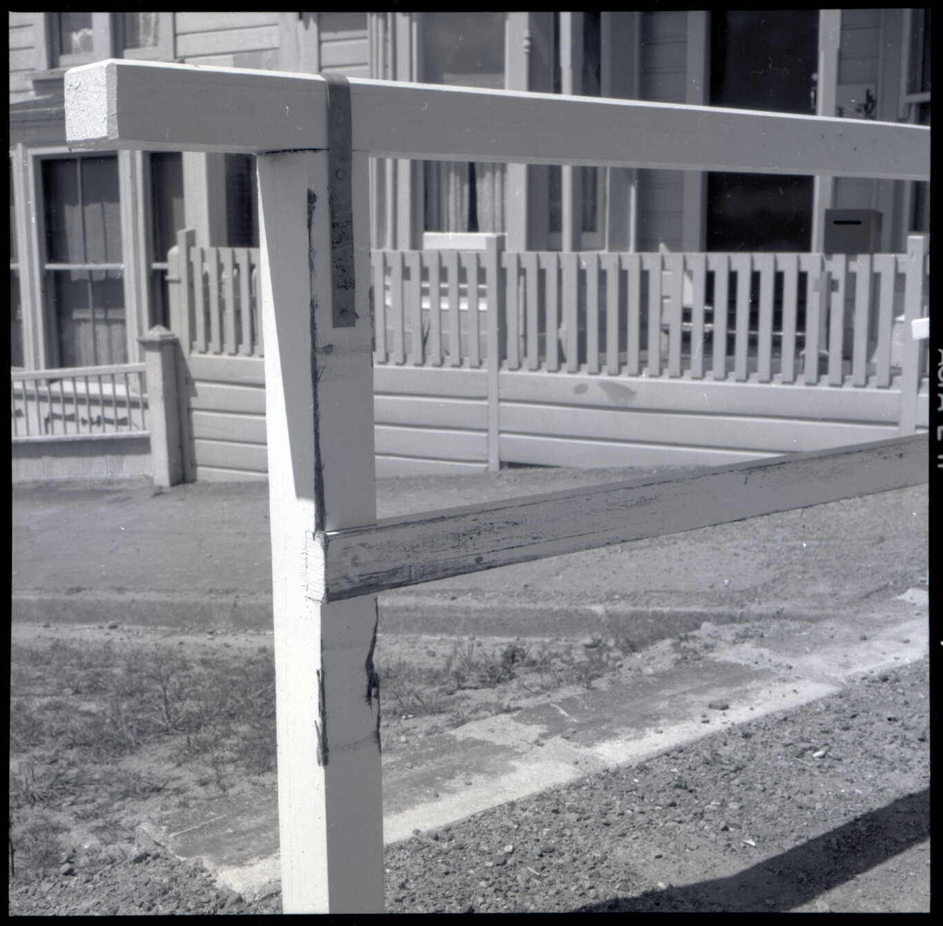 c. Streetscape, Hanson Street