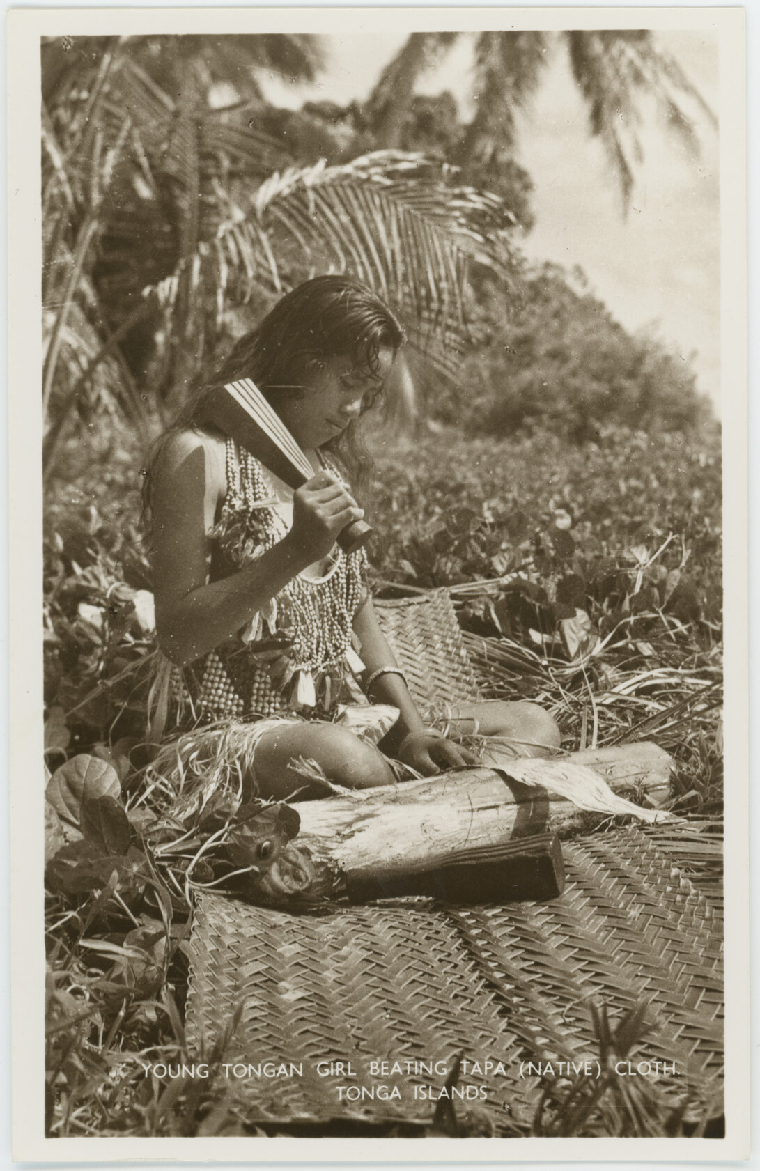 Tapa cloth making, Tonga