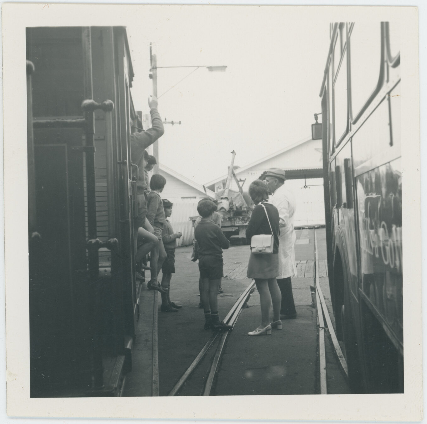 School children on tour of Kelburn Cable Car