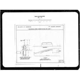 Featherston Street, Protective Wall Island