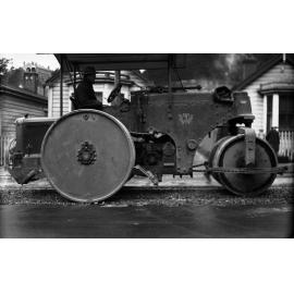 Aro Street, workmen with Petrol Roller