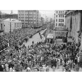 Royal Visit, reception at Town Hall, Cuba Steet