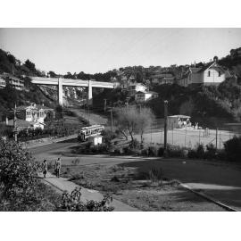 Kelburn Viaduct from Glenmore Street