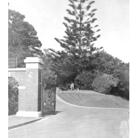 Main Entrance, Botanic Garden, Glenmore Street