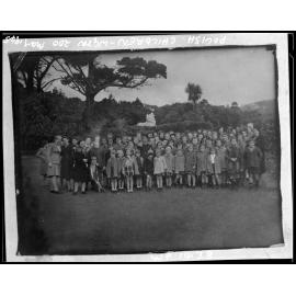 Polish Children visit Wellington Zoo