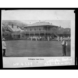 People bowling, Wellington Lower Green