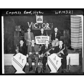 Doug Roche 'De Luxe' band