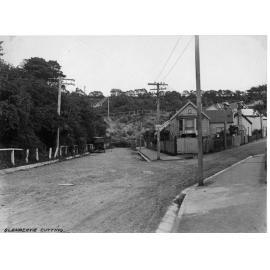Sydney Street West, 'No Through Thoroughfare for Traffic' 