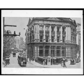 Union Bank of Australia, corner of Lambton Quay and Featherston Street