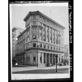 The National Bank of New Zealand, on the corner of Featherston Street and Grey Street