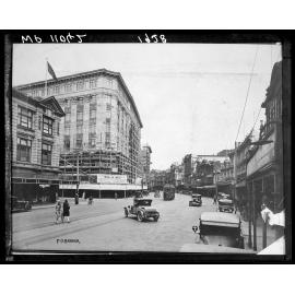 Newly constructed DIC department store, Lambton Quay between Panama Street and Brandon Street