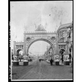 Jervois Quay decorated with flags and bunting for visit of the Duke and Duchess of Cornwall and York, June