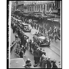 Visit of Duke of Gloucester, crowds at street parade, Willis Street
