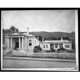 Union Bank of Australia, corner of Willis Street and Boulcott Street