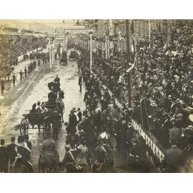 Royal visit of Duke and Duchess of Cornwall and York - procession