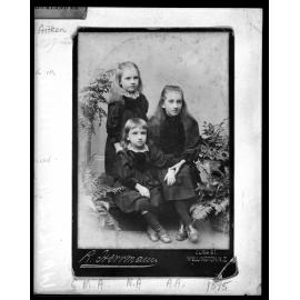 Group photograph of three girls of the Allen family