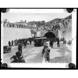 Opening of Mount Victoria traffic tunnel