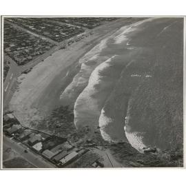 Aerial View of Wellington 1947, Lyall Bay, Marine Drive and bay