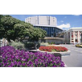 Civic Centre, public areas in vicinity of MOB and Dominion building